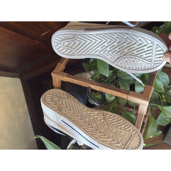 El producto en la imagen es el calzado Nike Court Legacy Lift para mujer 9.5 Us - Picture 7 of 7